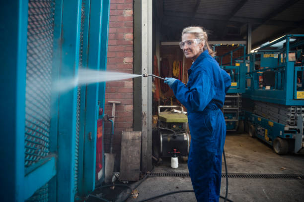 Best Concrete Pressure Washing  in Fredericksburg, TX